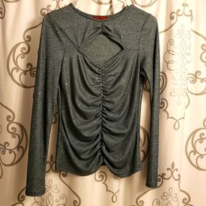 Red by BKE Long sleeve glittery key hole top